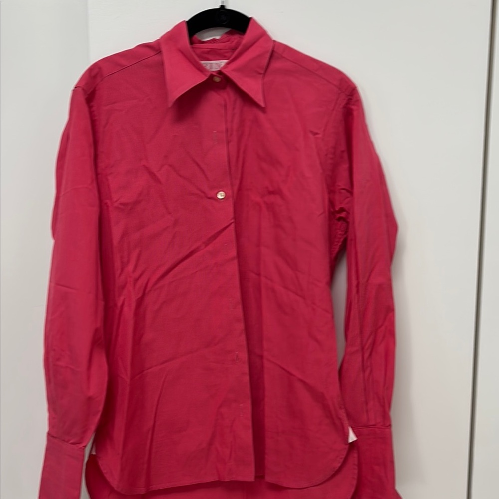 Thomas Pink London Vibrant Pink Women’s Button-Up Shirt with cufflink style cuff